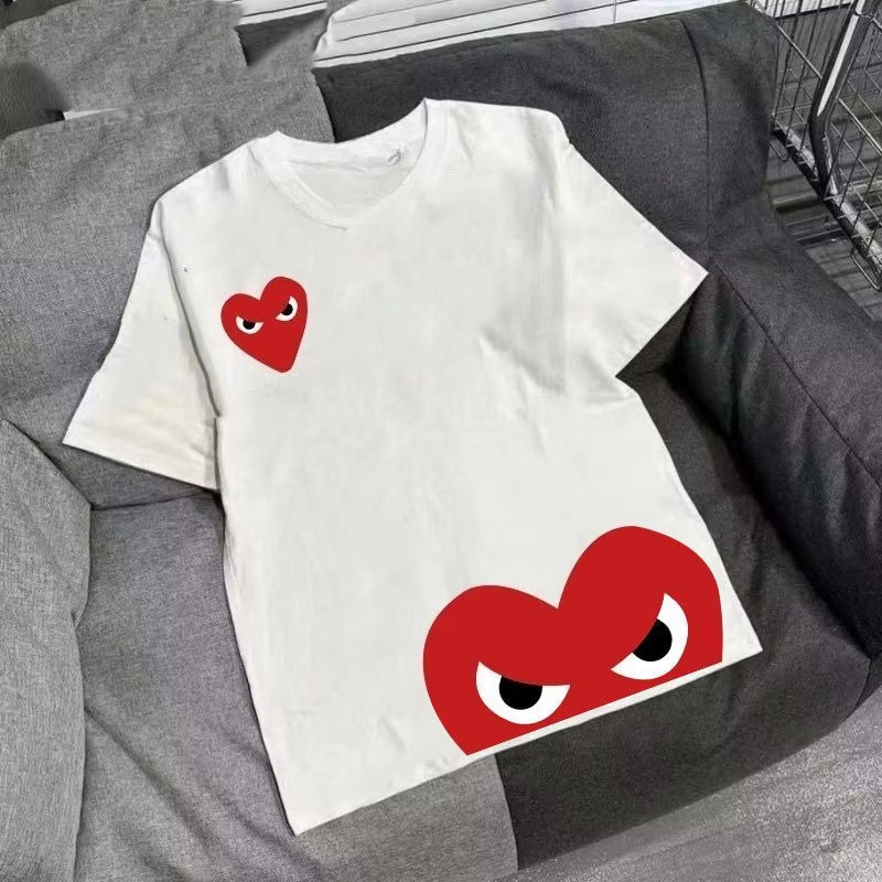 Streetwear Brand Heart - T-Shirt Trendy con Stampa di Grande