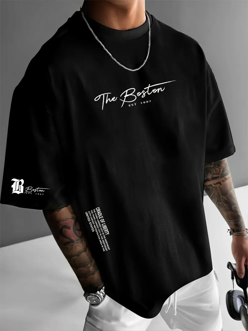 L'ultima T-shirt di lusso da u - Streetwear Brand Shirts recensione e prezzo