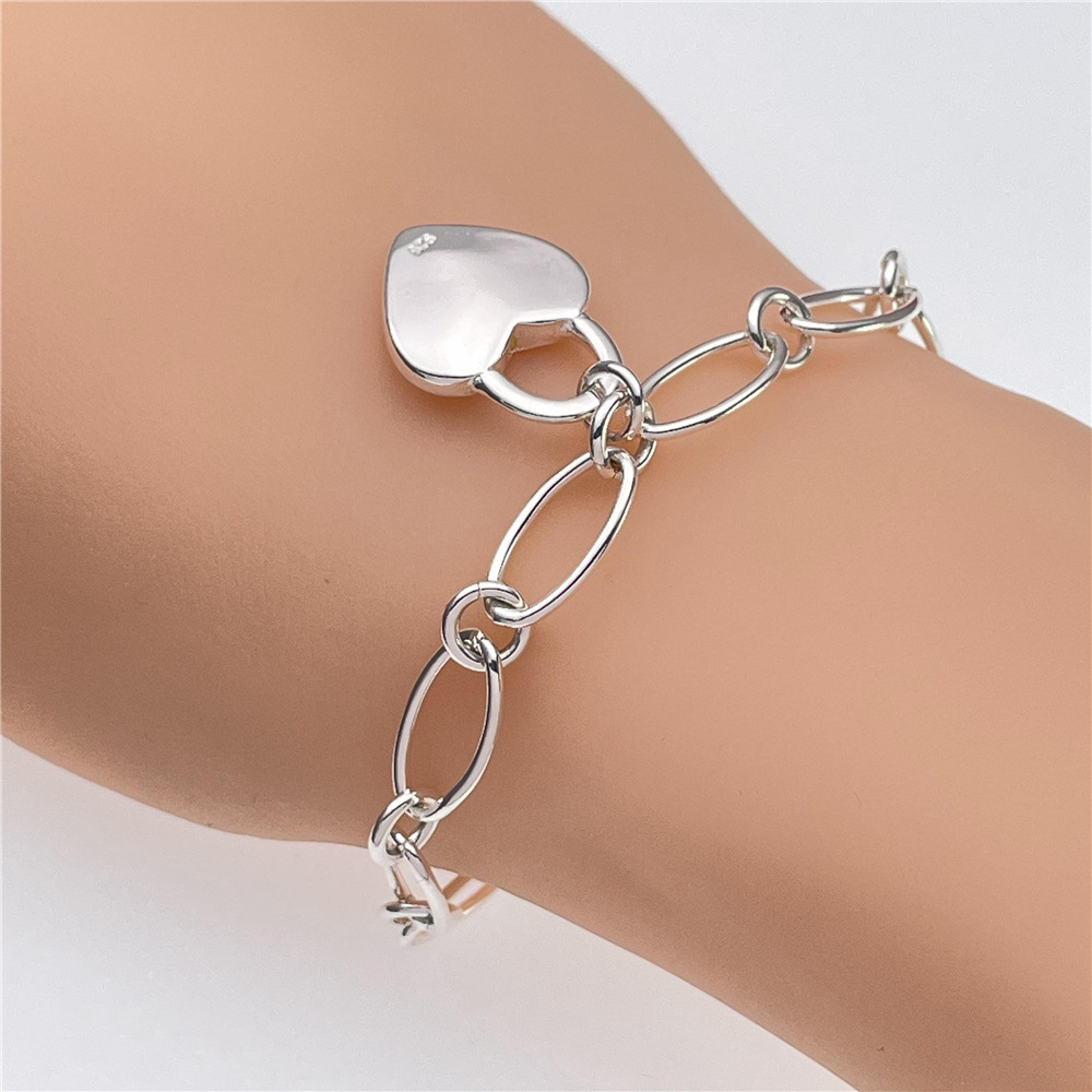 Braccialetti con lucchetto a c - Streetwear Brand Heart recensione e prezzo