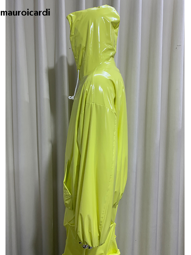 Giacca in Pelle Lucida Oversiz - Streetwear Brand China recensione e prezzo