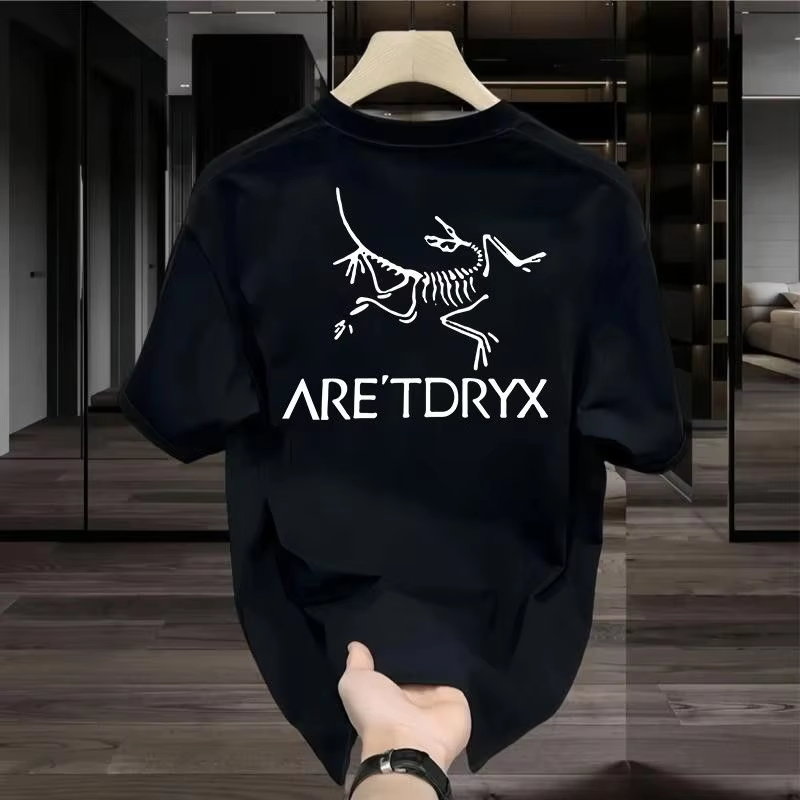 T-shirt Classica con Logo, Des - Streetwear Brand Graphic Designer recensione e prezzo
