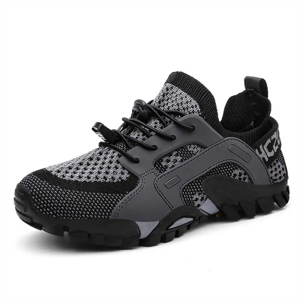 Taglia 43 taglia 40 scarpe da  - Streetwear Brand Uk recensione e prezzo