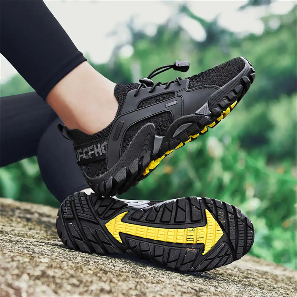 40-44 taglia 46 stivali da tre - Streetwear Brand Uk recensione e prezzo